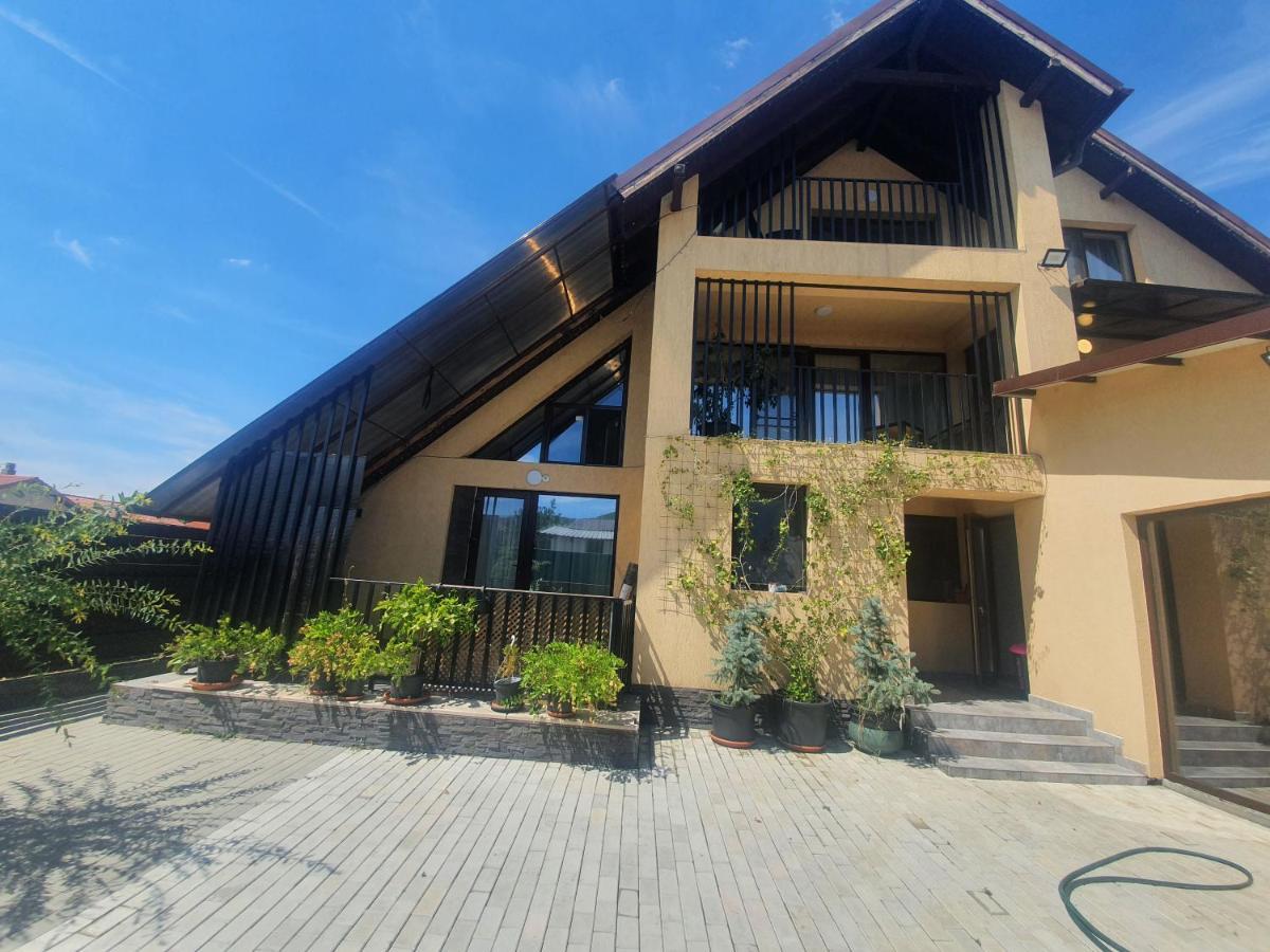 Pensiunea Relax Curtea de Argeş 外观 照片